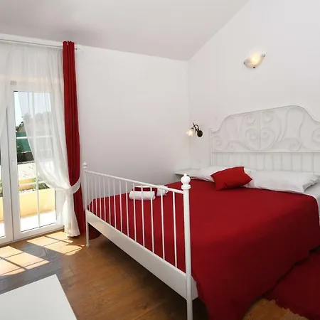 Emilia 别墅 Vižinada