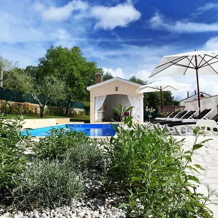 Emilia Villa Vižinada