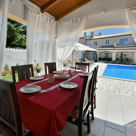 别墅 Emilia Vižinada